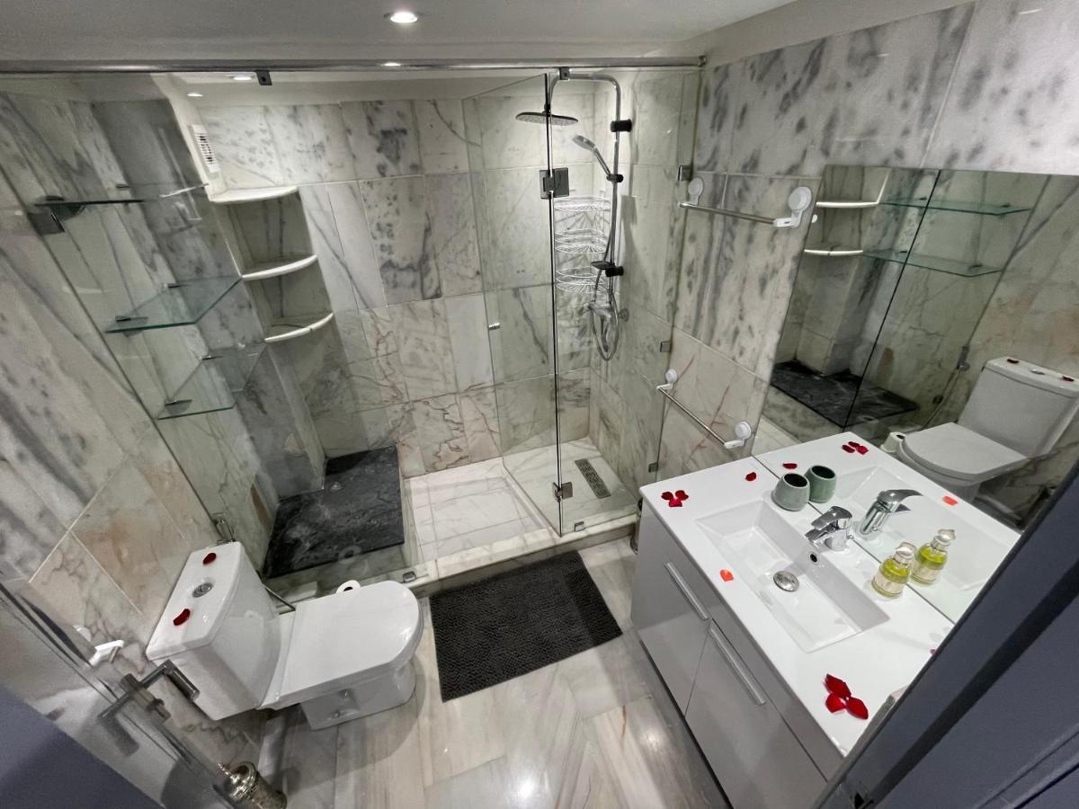 Appartement En Duplex Avec 3 Chambres Haut Standing Gueliz Marrakech มาร์ราเกช ภายนอก รูปภาพ