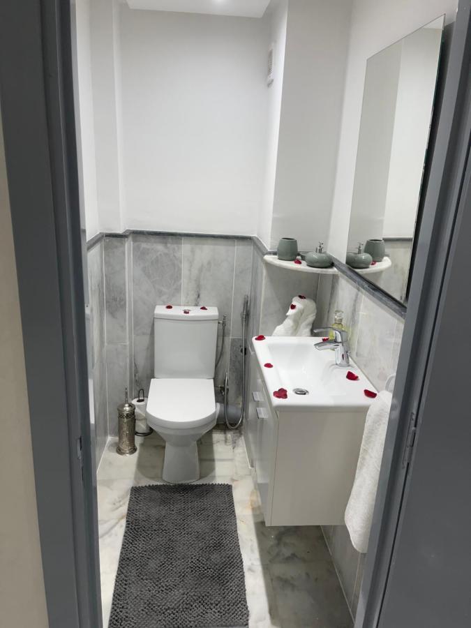 Appartement En Duplex Avec 3 Chambres Haut Standing Gueliz Marrakech มาร์ราเกช ภายนอก รูปภาพ